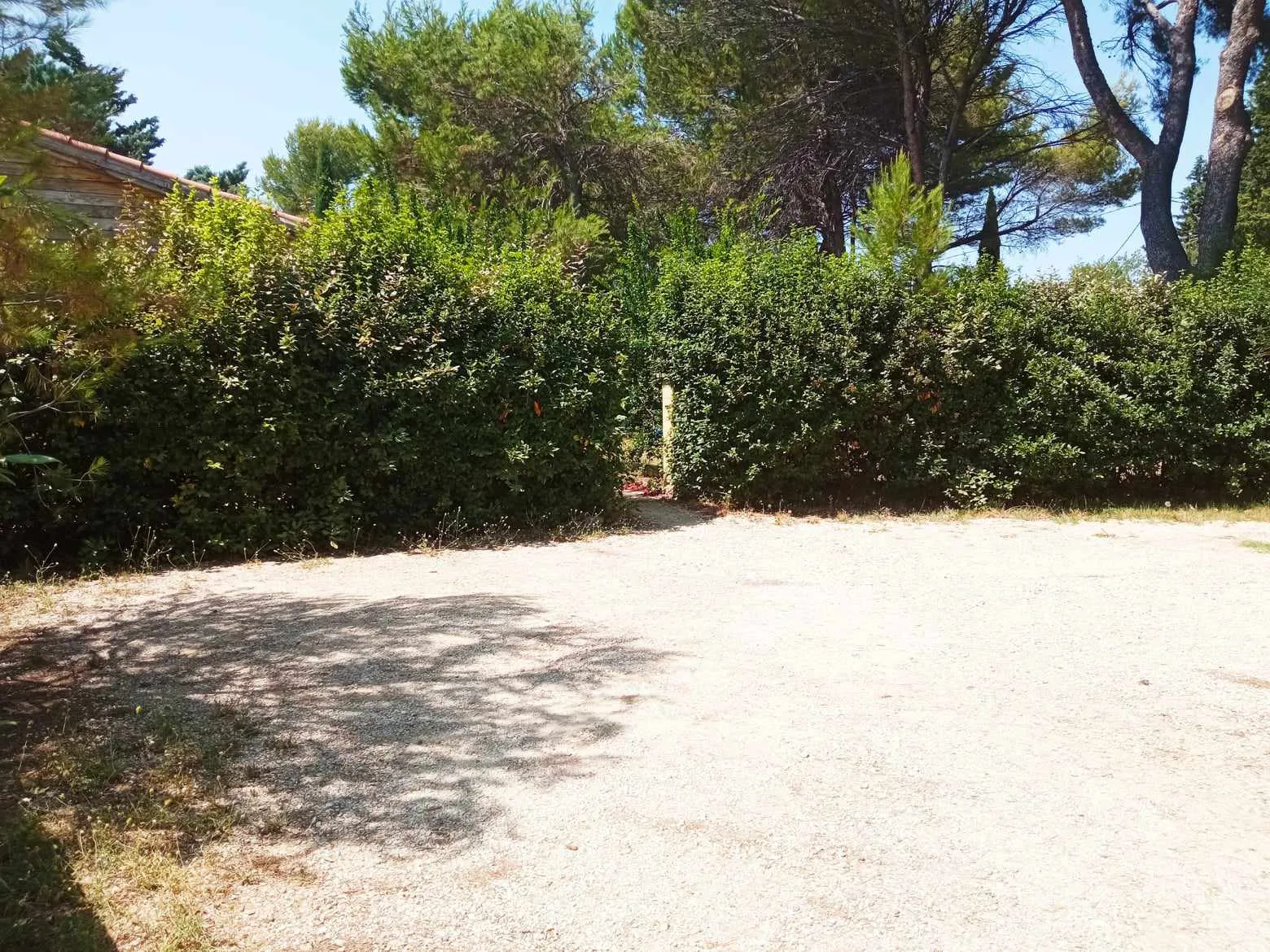Parking privé de 3 places